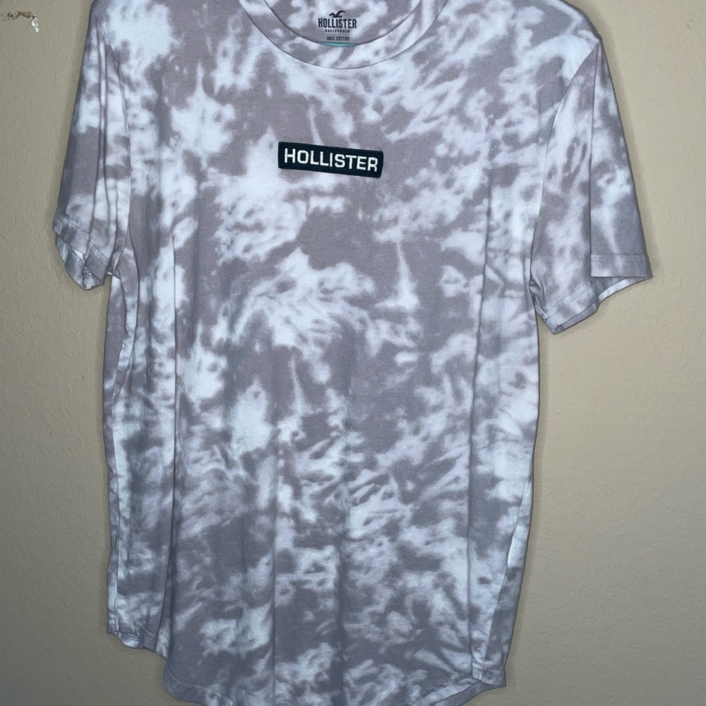 White & Grey Hollister T-shirt